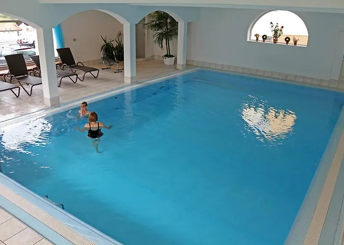 Alpenpension Regina Gasthof 3*