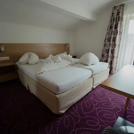 Alpenpension Regina 게스트하우스