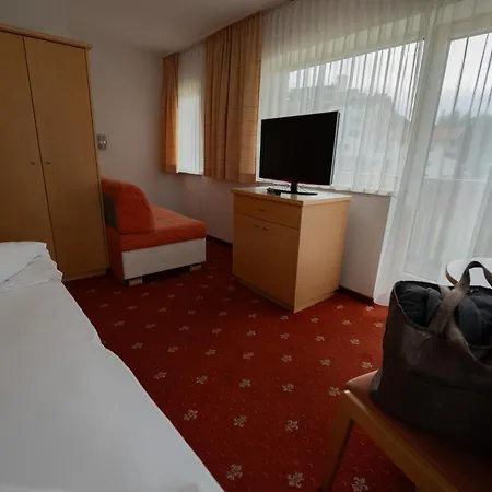 Alpenpension Regina 게스트하우스 나우더스