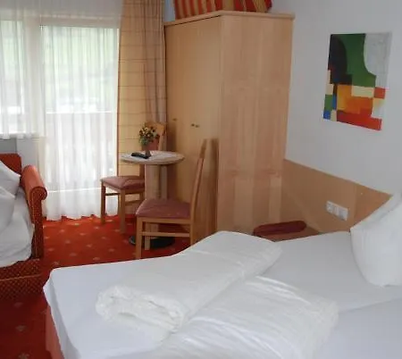 Alpenpension Regina 게스트하우스 나우더스