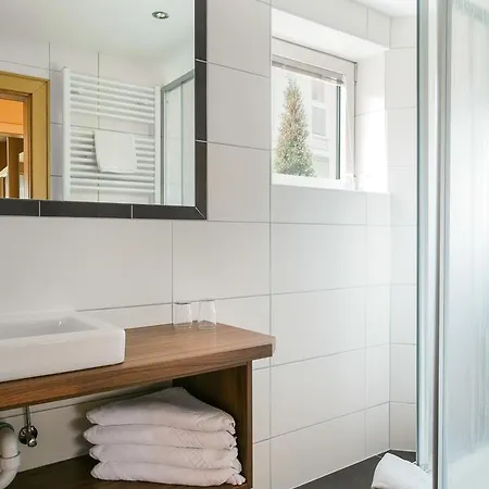 Alpenpension Regina 나우더스